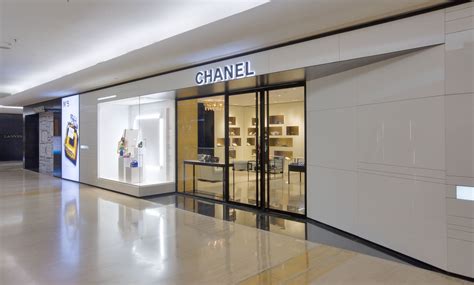 chanel boutique locations.